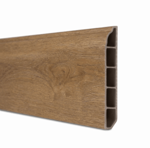 ZOCALO PARA PISO CLICK SPC CUMARÚ DE 2.4 ML